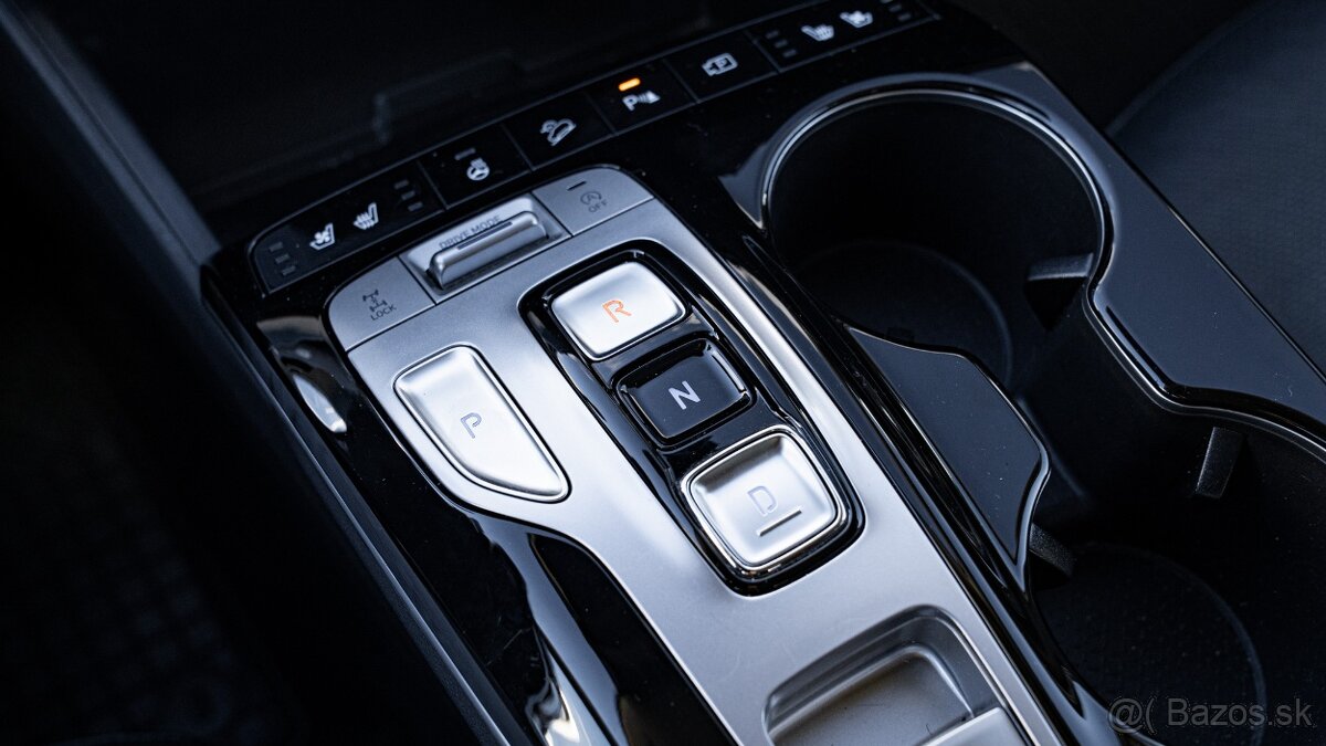 Hyundai Tucson 1,6 CRDi Mild Hybrid 4x4 A/T, pôvod SR - 16