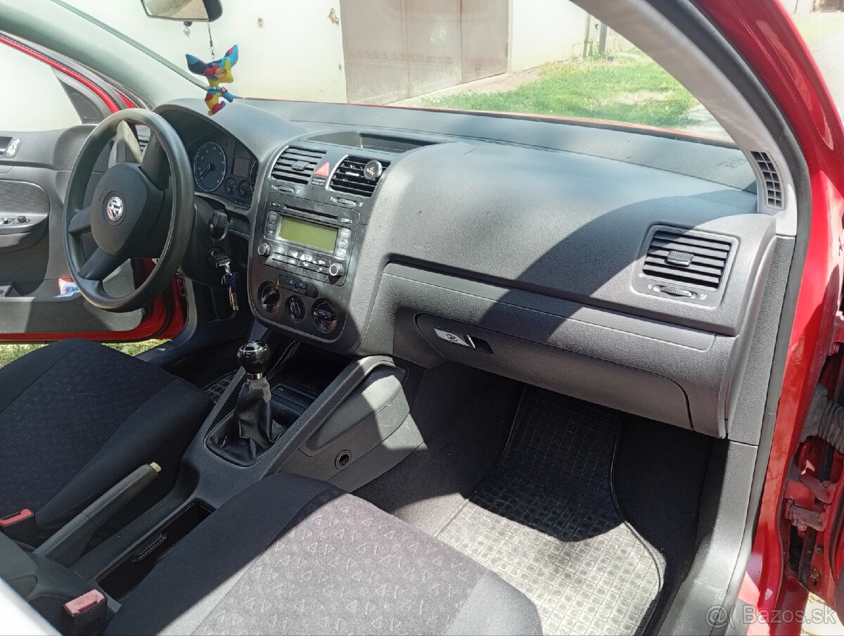 VW Golf 5, rv 12/ 2004 - 16