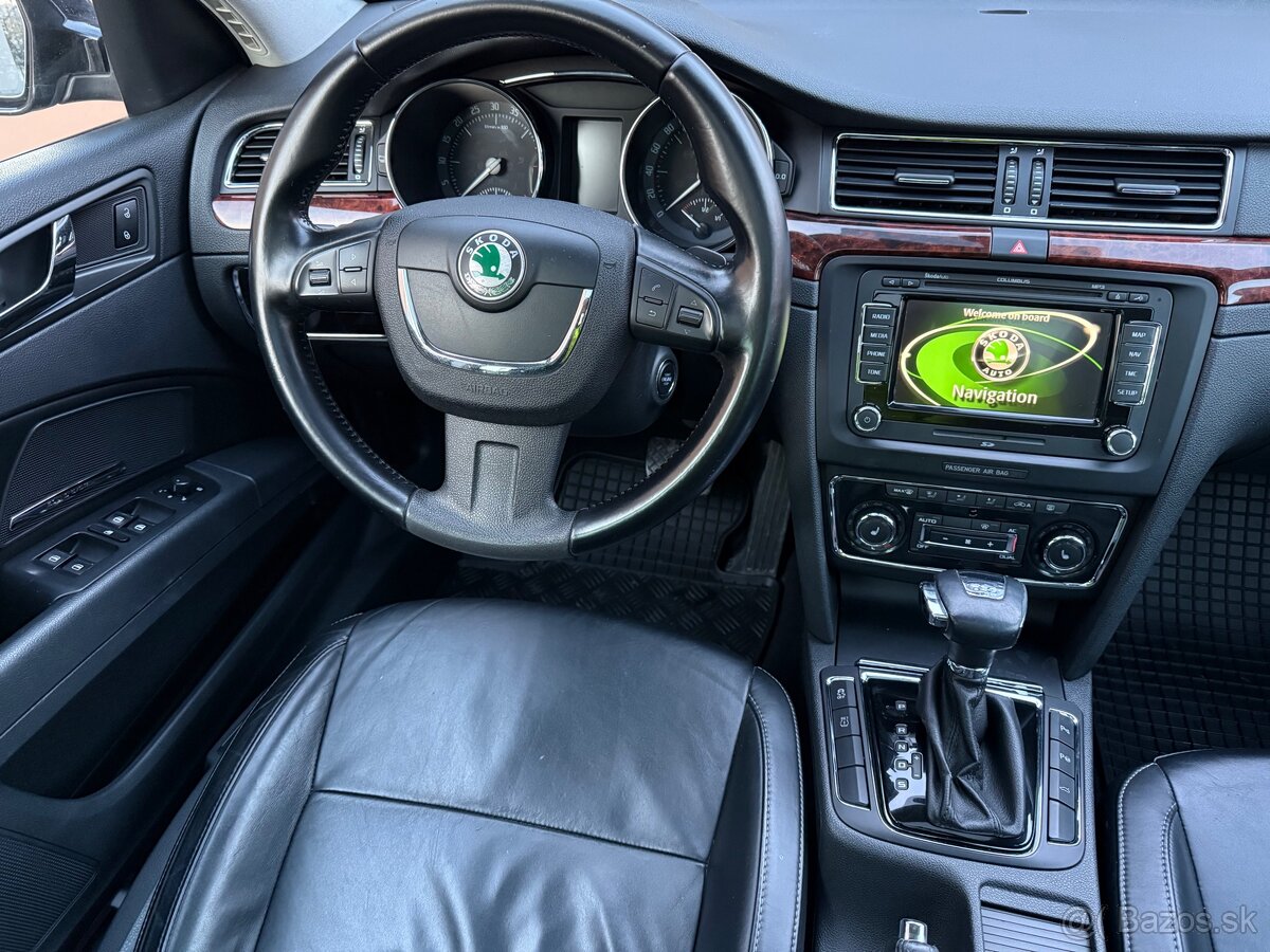 Škoda Superb Combi 2 2.0TDI DSG CR Elegance FULL VYBAVA - 16