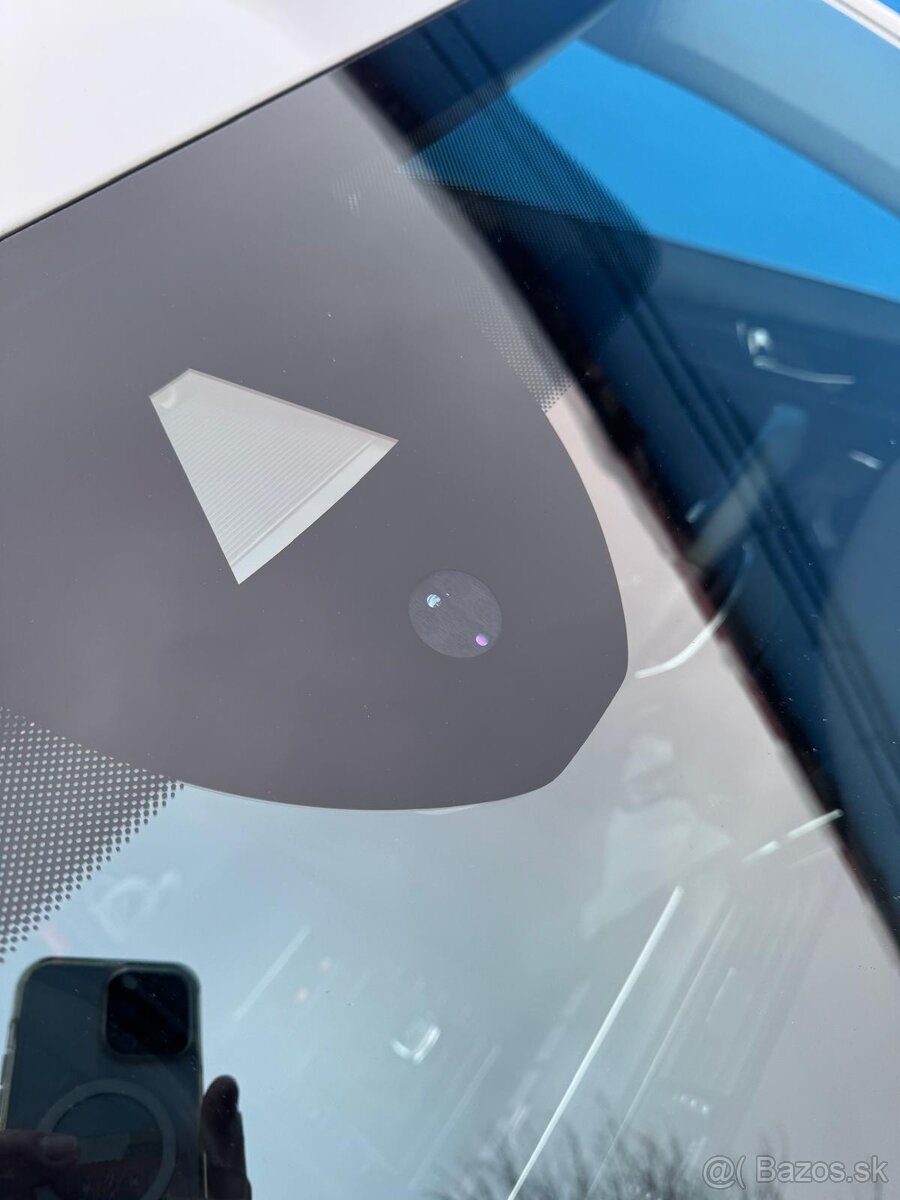 Škoda Superb Combi 2.0 TDI DSG • ACC • Matrix • Model 2022 - 16