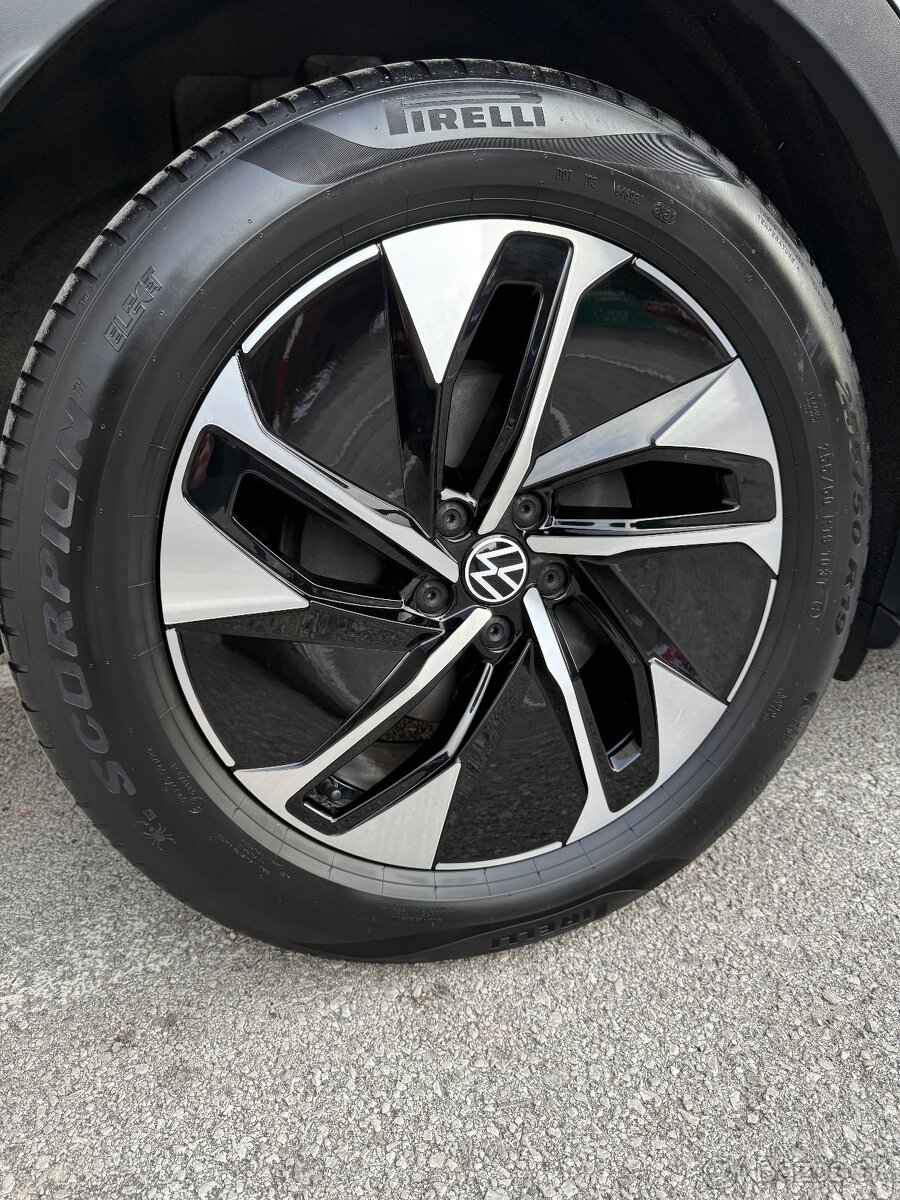 VW ID4 Performance Upgrade 82kWh - 16