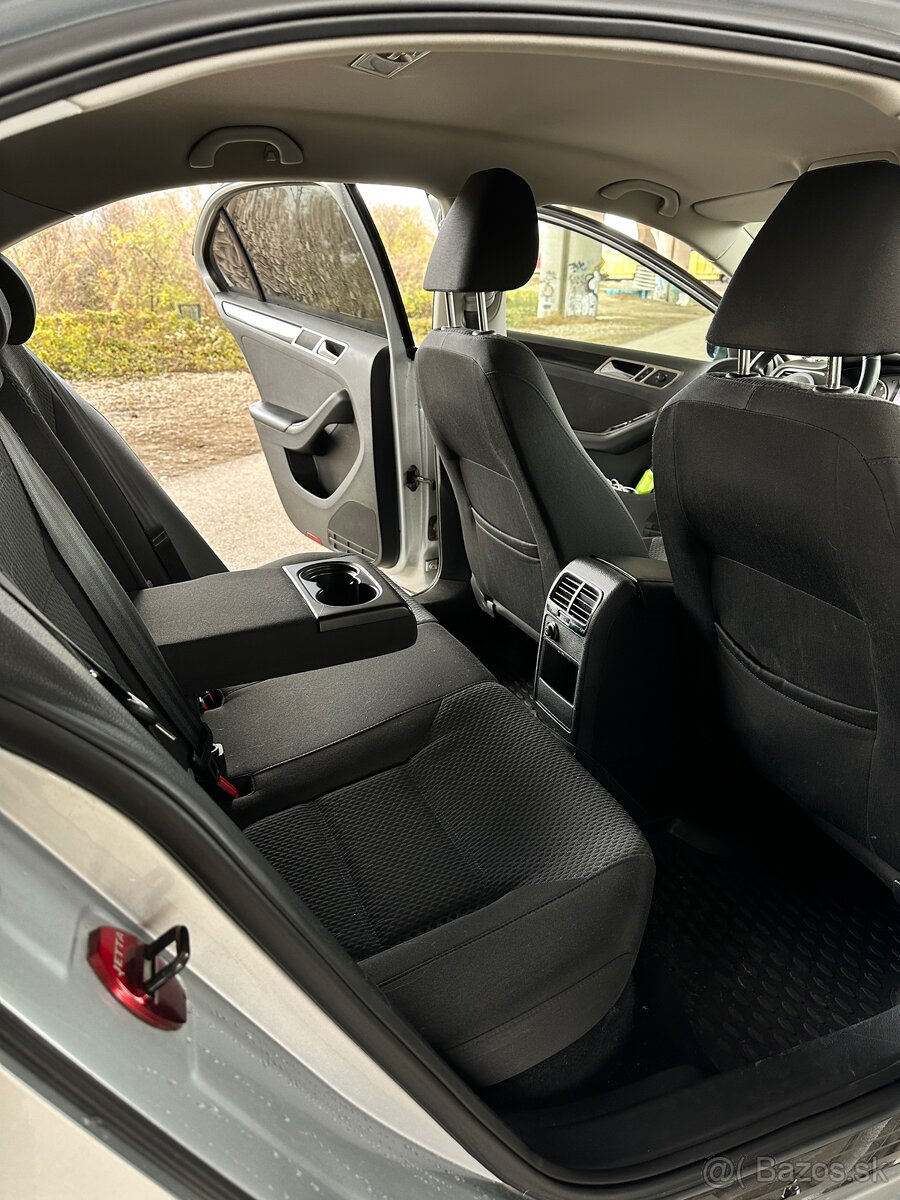 Volkswagen JETTA MK6 - STK do 05/2027, vymené rozvody - 16