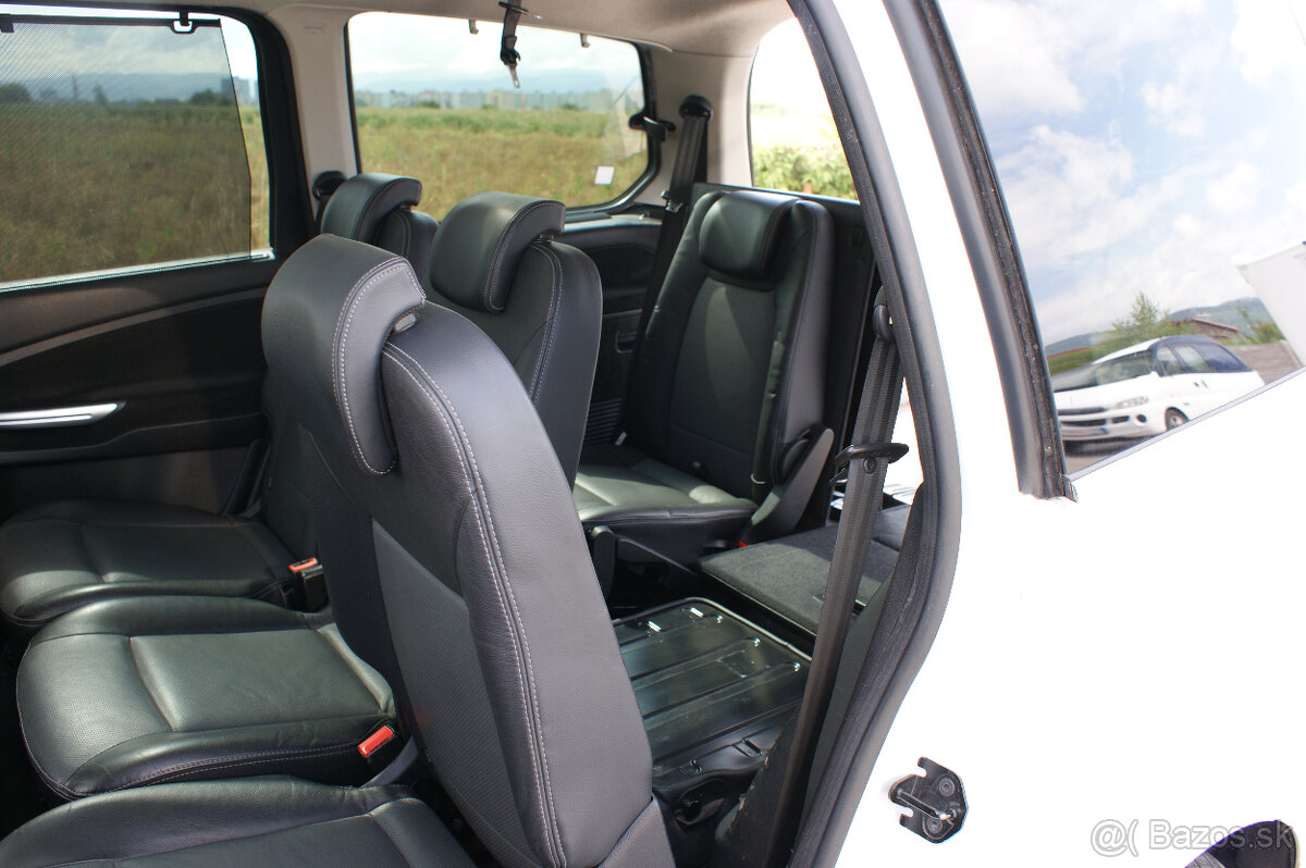 Ford Galaxy 2.2 TDCi Titanium - 16