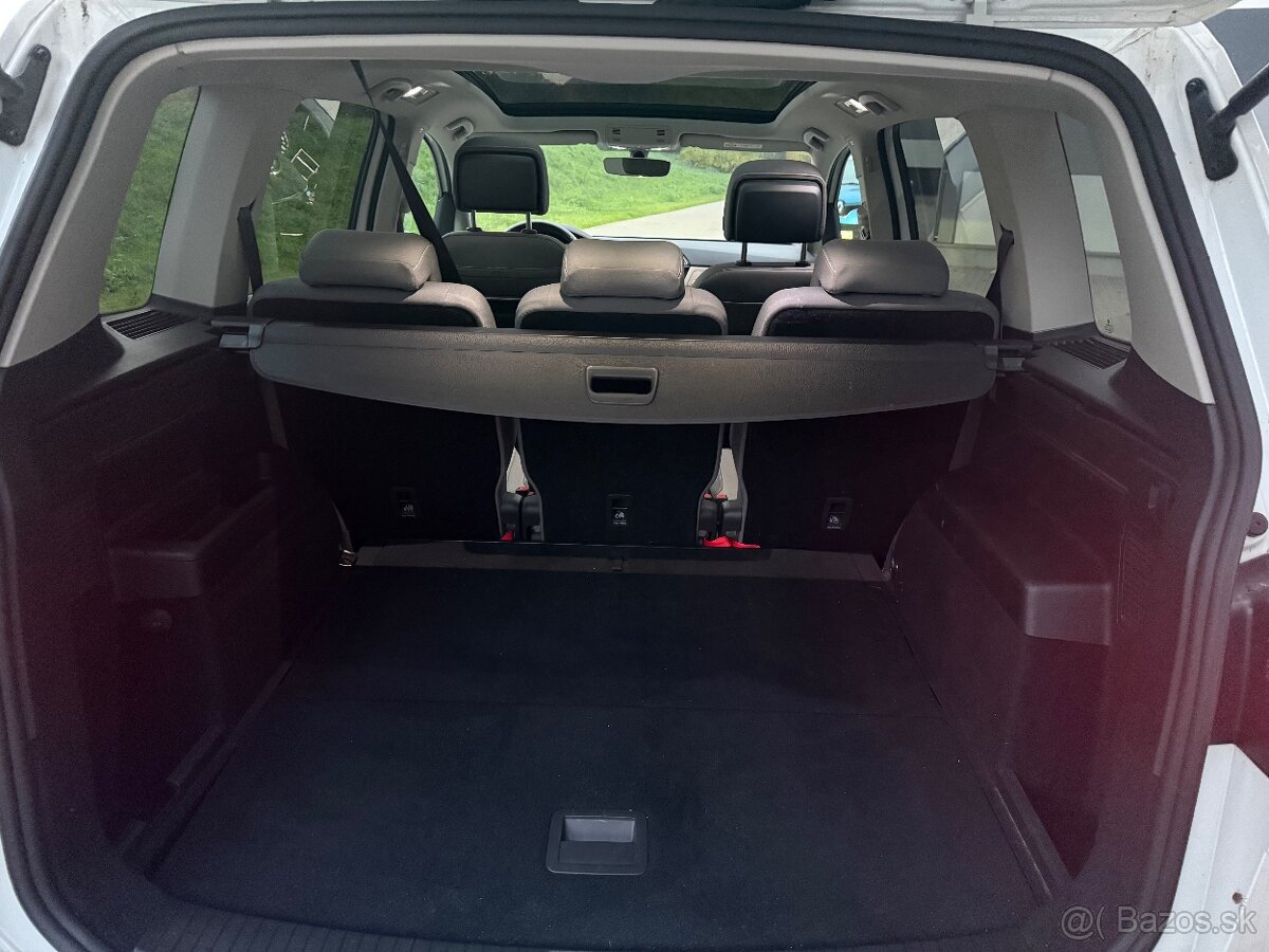 Volkswagen Touran 2.0 TDI Edition Comfortline DSG 2019 - 16