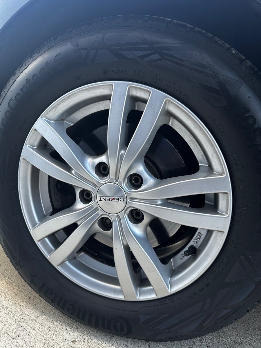 PREDÁM AUTO ZNAČKY VOLKSWAGEN GOLF - 16