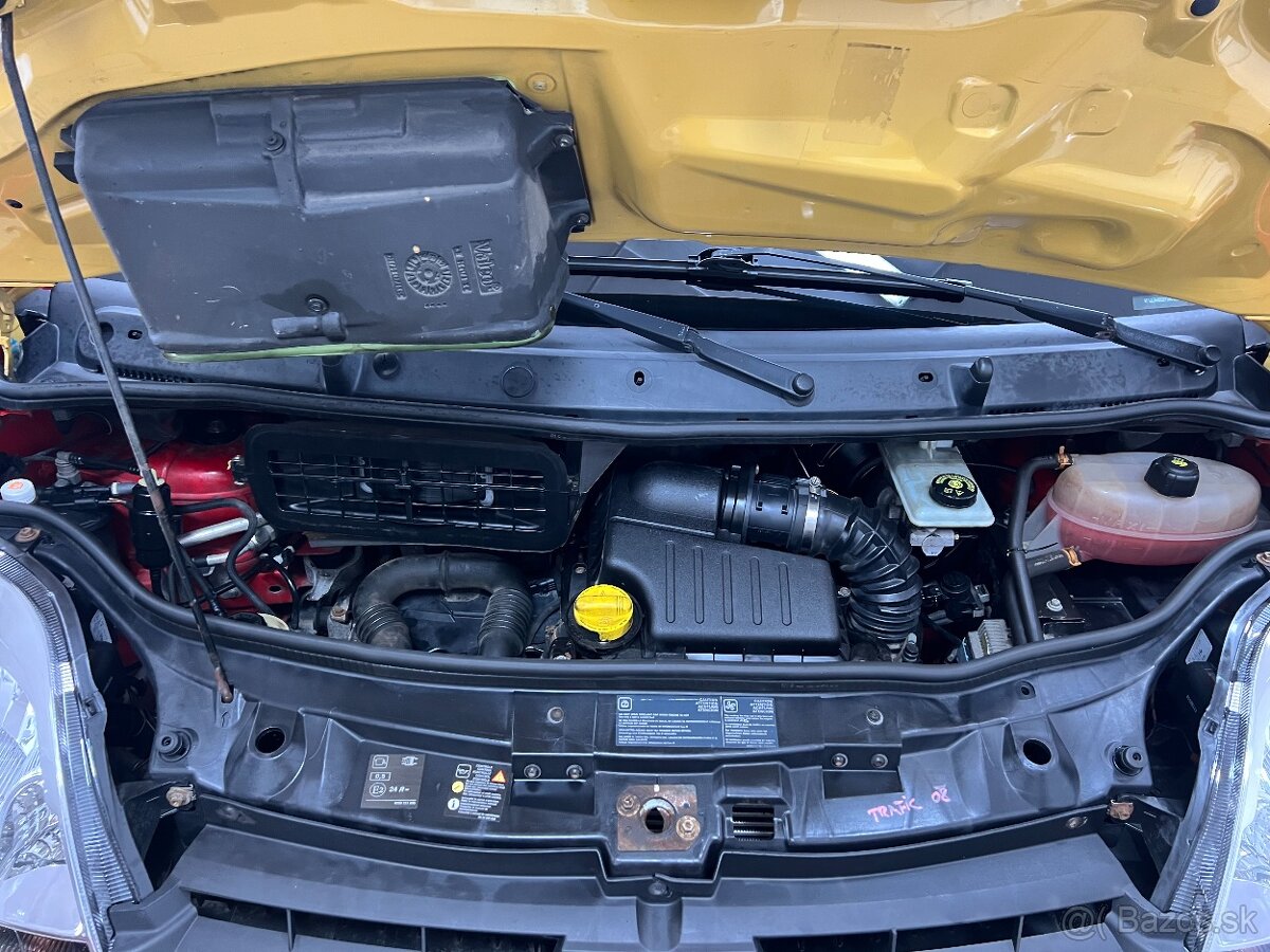 Renault Trafic, 2.0 dCi PASSSENGER LONG ČR TZ TEMPOMAT KLIMA - 16