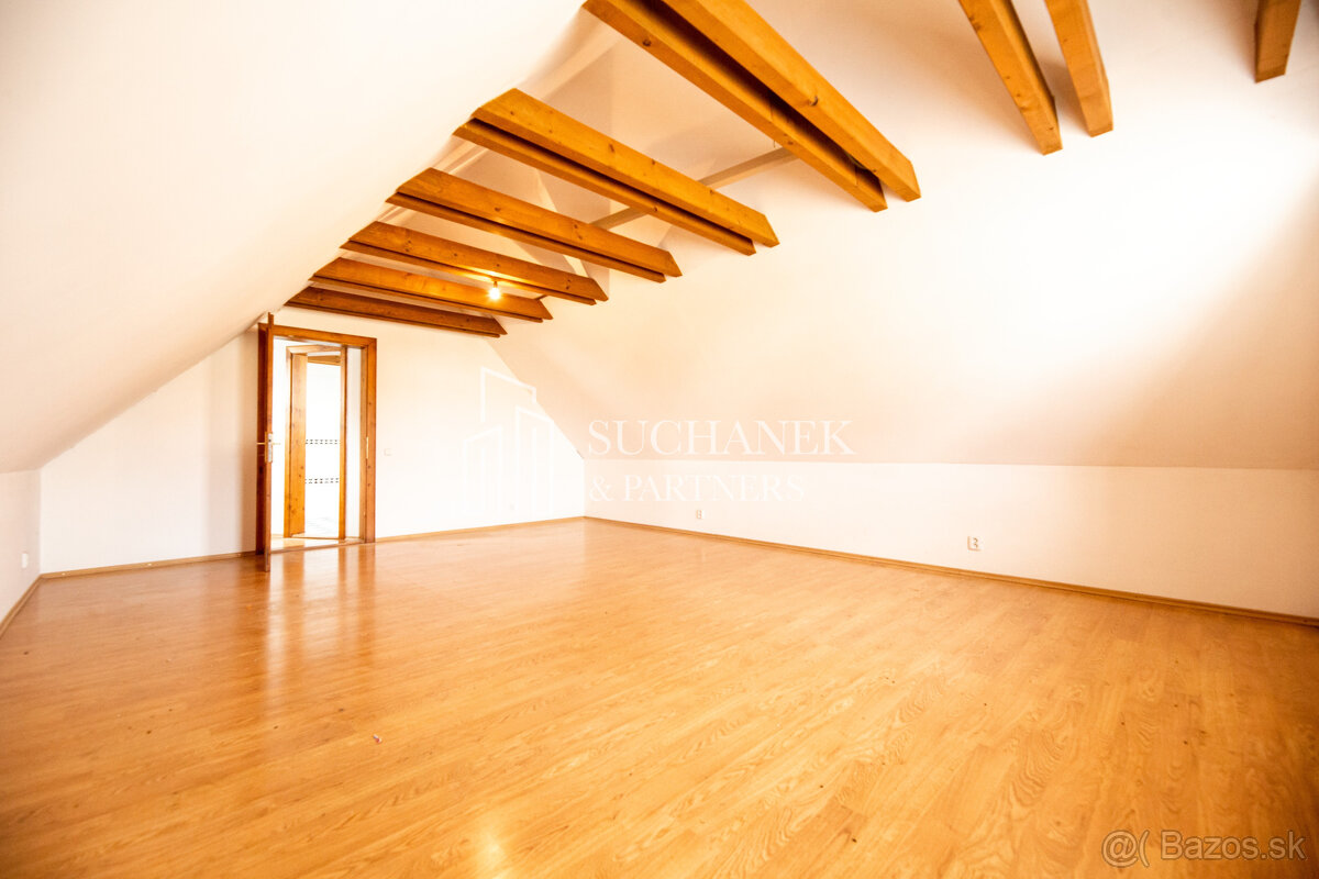 Predaj | 5 izbový rodinný dom v obci Práznovce - 16