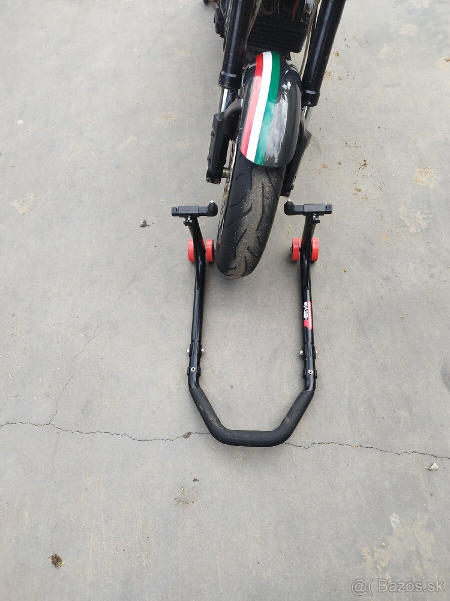 Ducati Monster 900 - 16