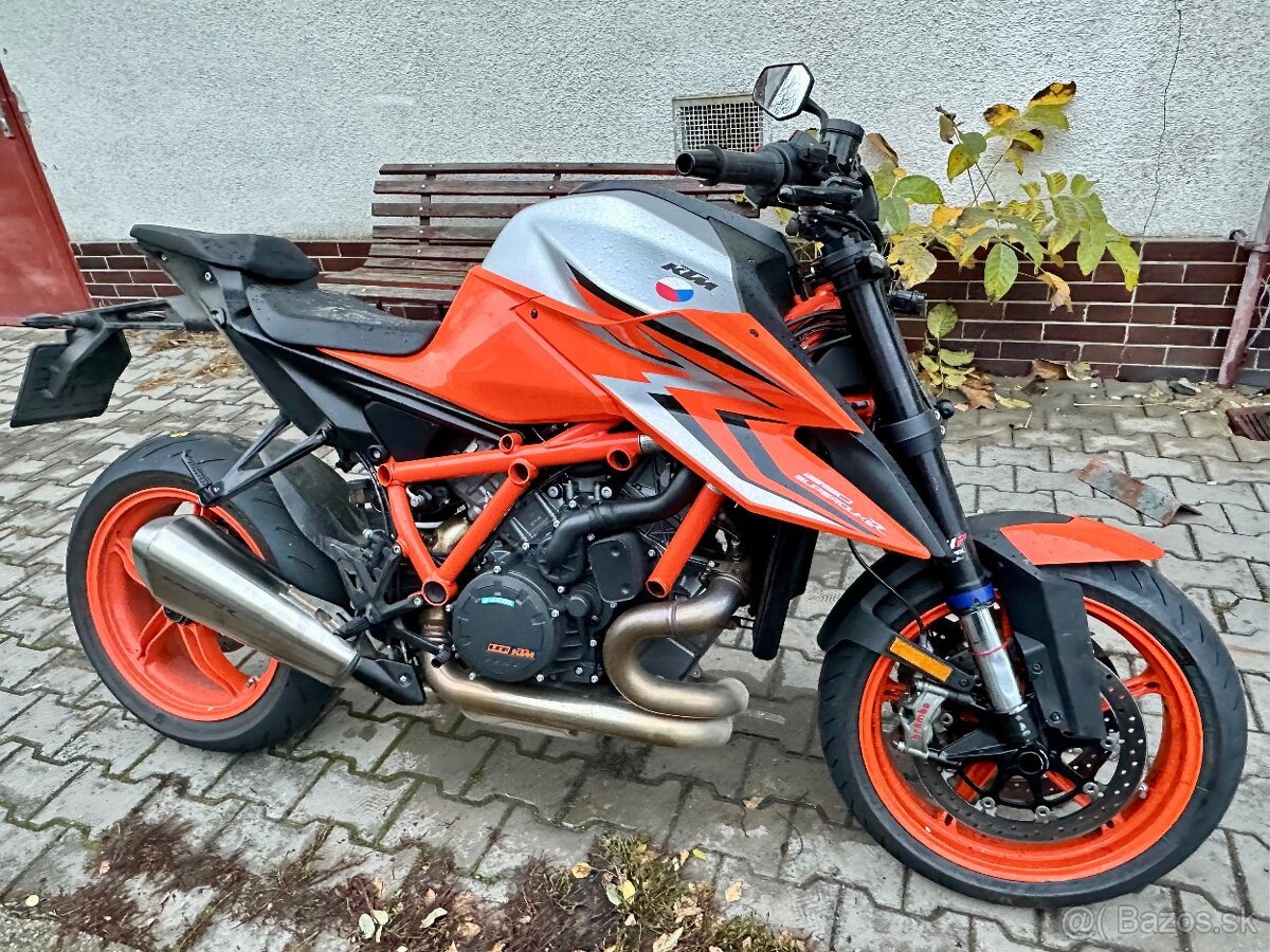 Ktm 1290 super duke R evo - 16