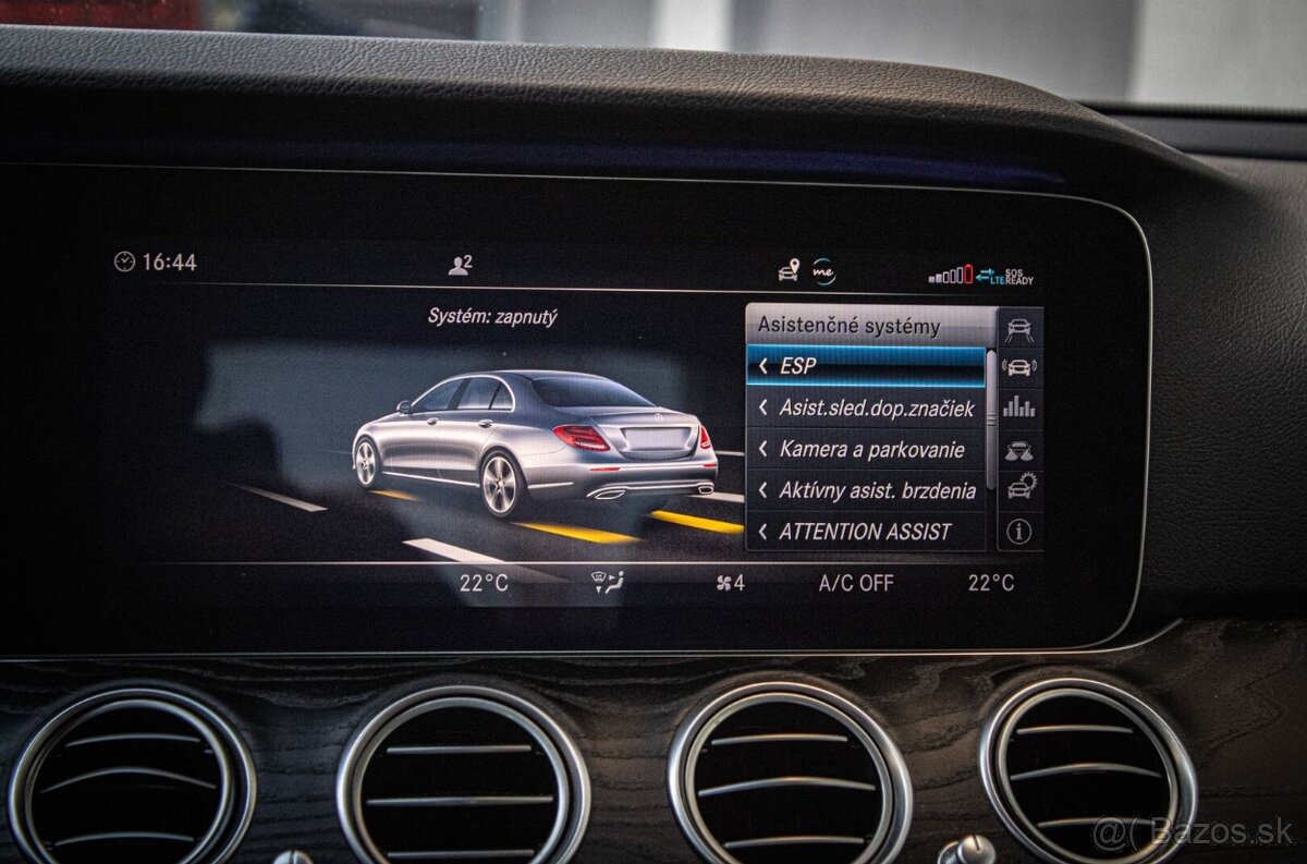 Mercedes-Benz E trieda Sedan 200 D TOP STAV - 16