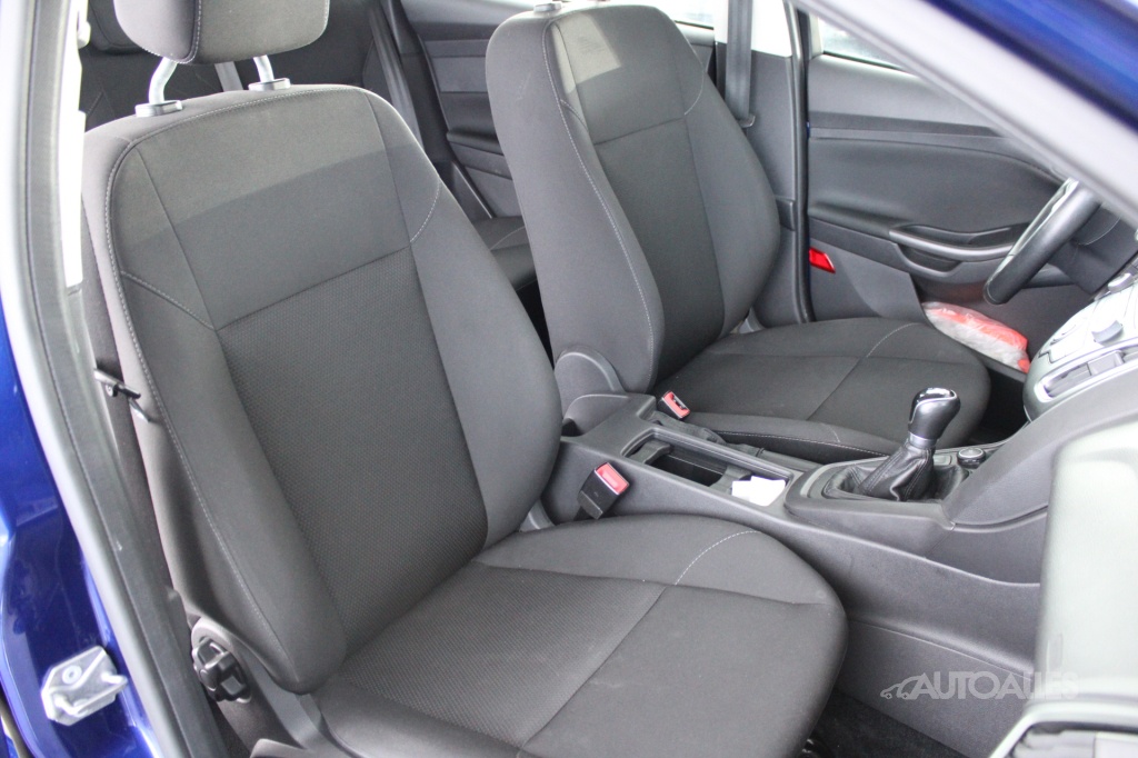 Ford Focus Combi 1,0 ECOBOOST 74 kW - 16