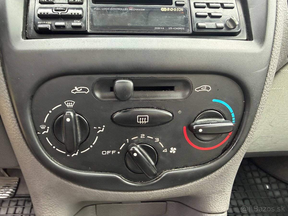 Peugeot 206 1.1 XR Présence - 16