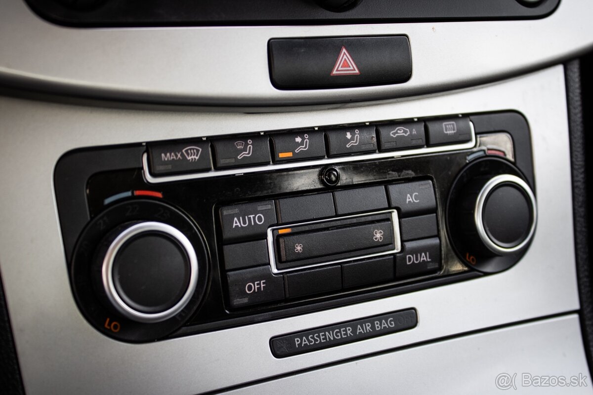 Volkswagen Passat CC 2.0 TDI BlueMotion - 16