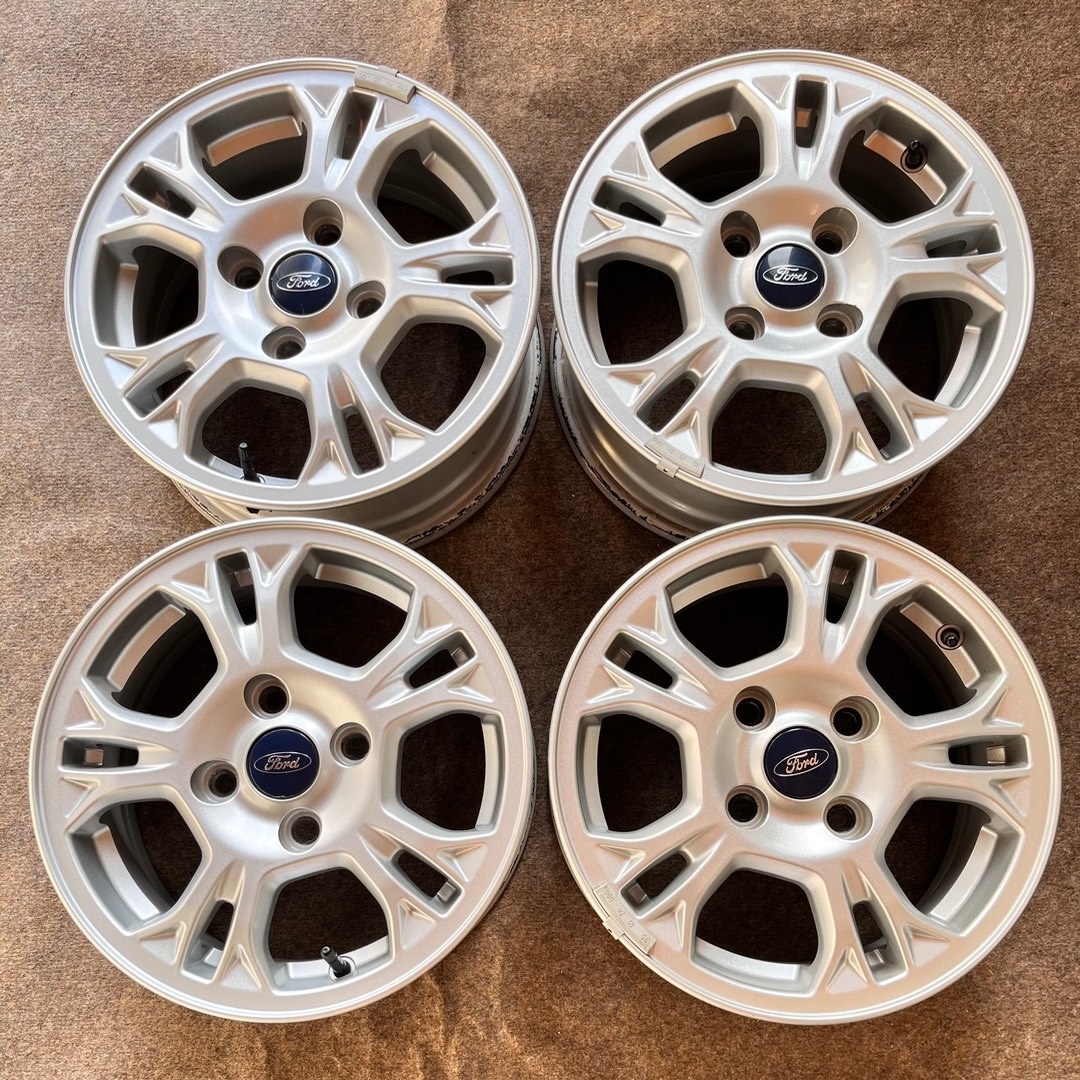 4x108 R14 Ford Fiesta 2016 Originál Alu disky + matice - 16