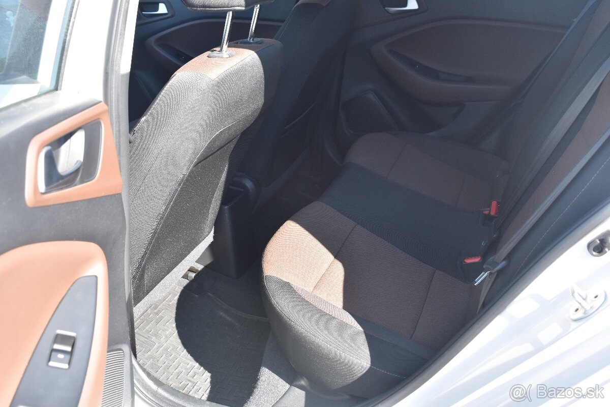 Hyundai i20 1.4i 16V Comfort - 16