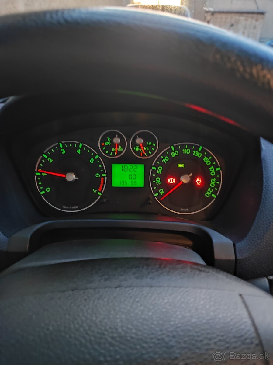 Ford fiesta 1.25 benzín - 16