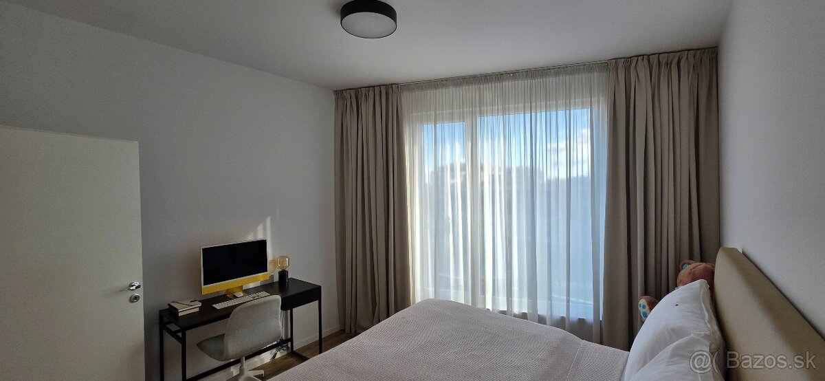 Luxusný zariadený 2 izbový byt Malinovo Tri vody - 16