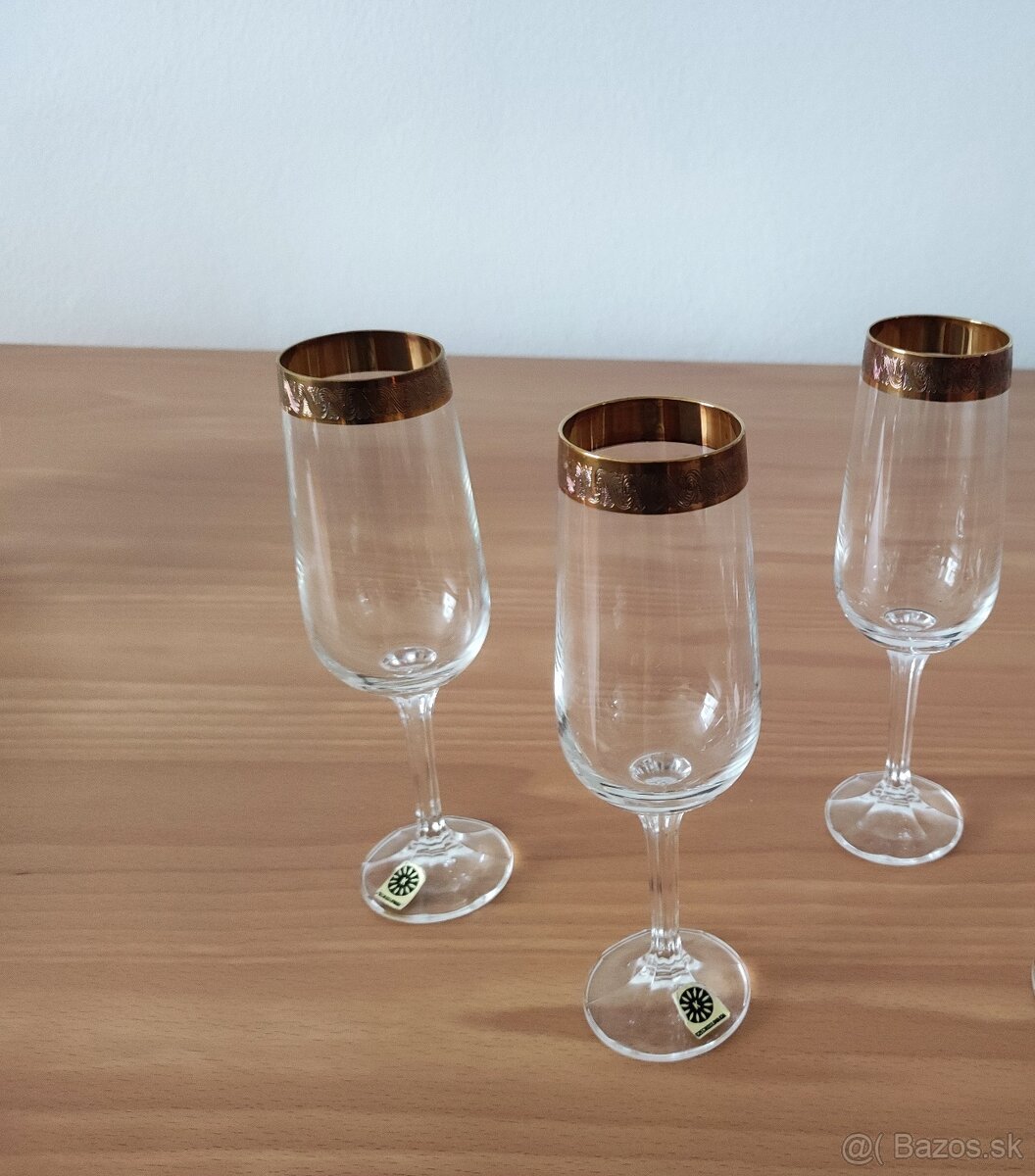 Krištáľ a iné - 16