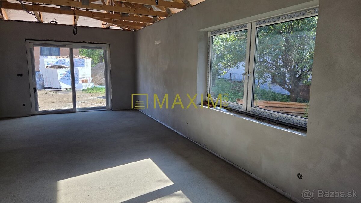 Bungalov v centre obce Cabaj Čápor, Wágnerova ulica - 16