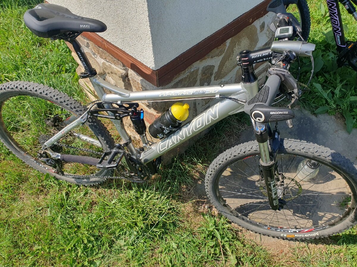 Celoodpruzeny bicykel canyon racing fs30 - 16