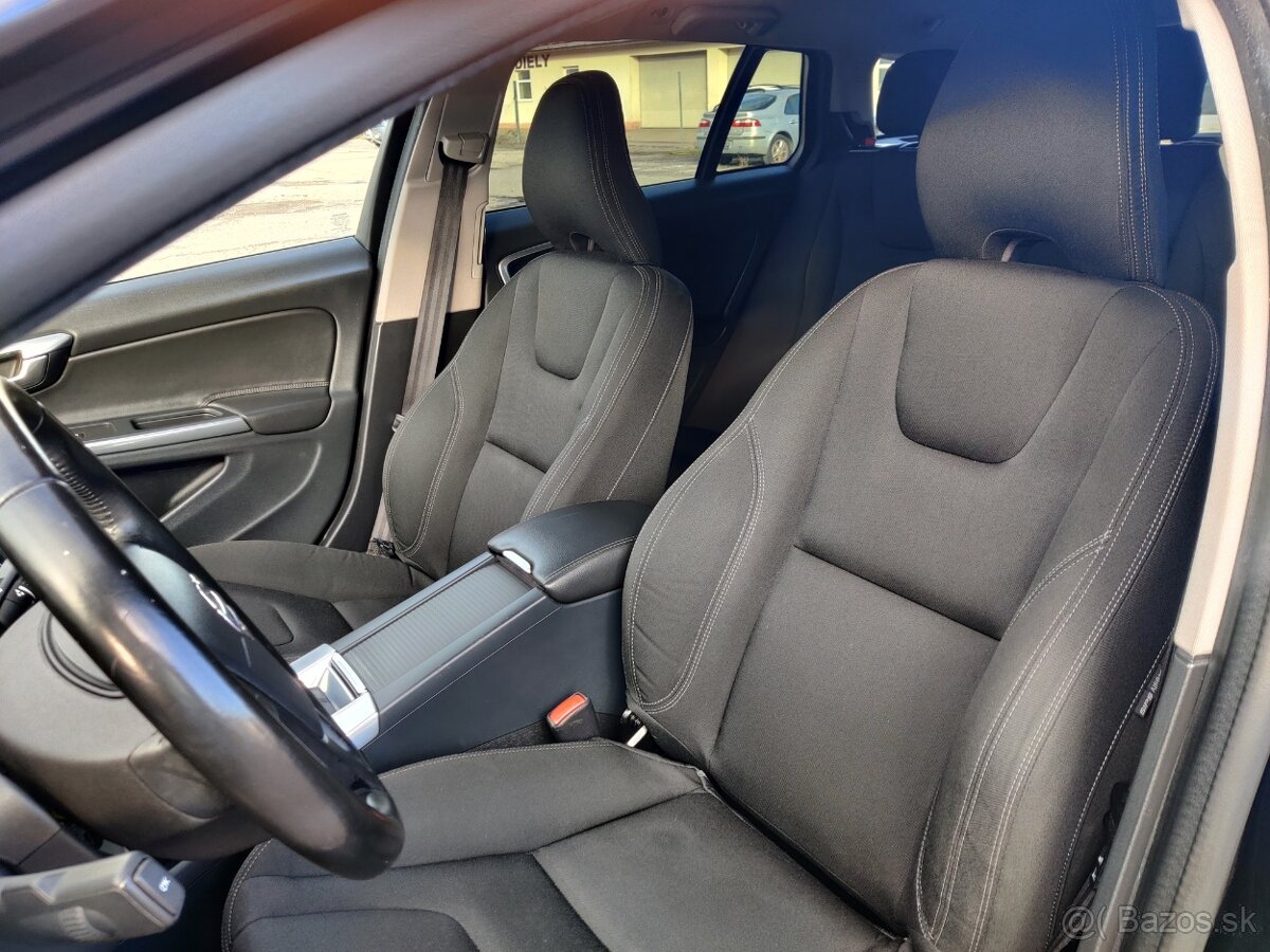 Volvo V60 - 16