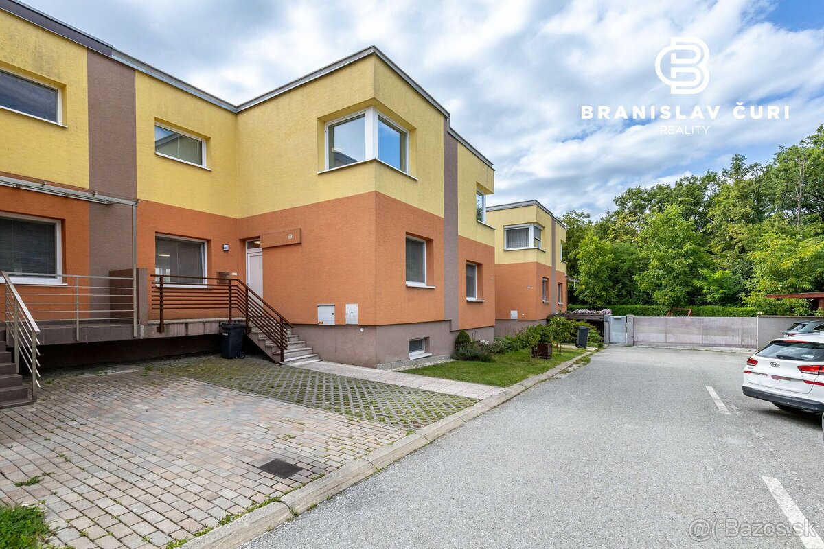 REZERVOVANÉ - Na predaj rodinný dom v obľúbenej lokalite Koš - 16