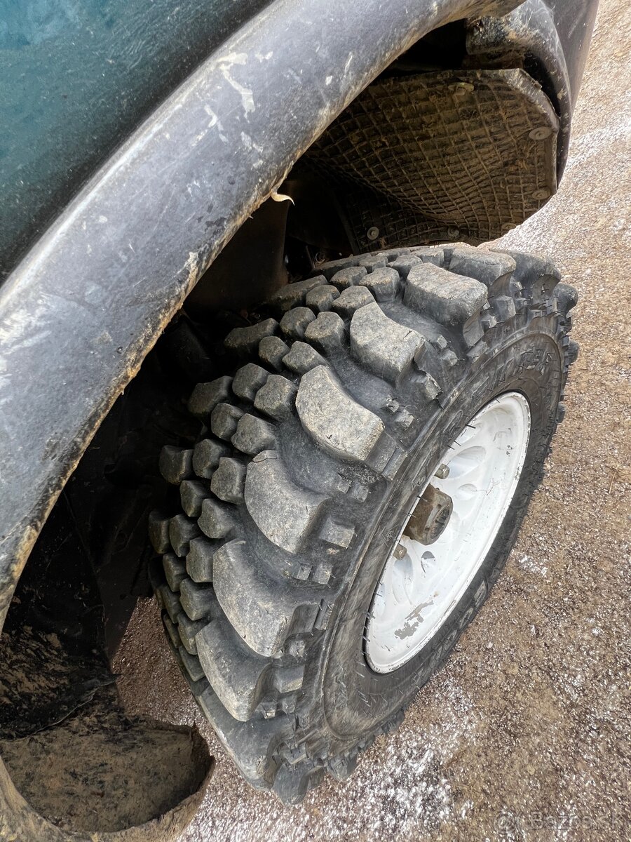 Nissan terrano 2 2.7td - 16