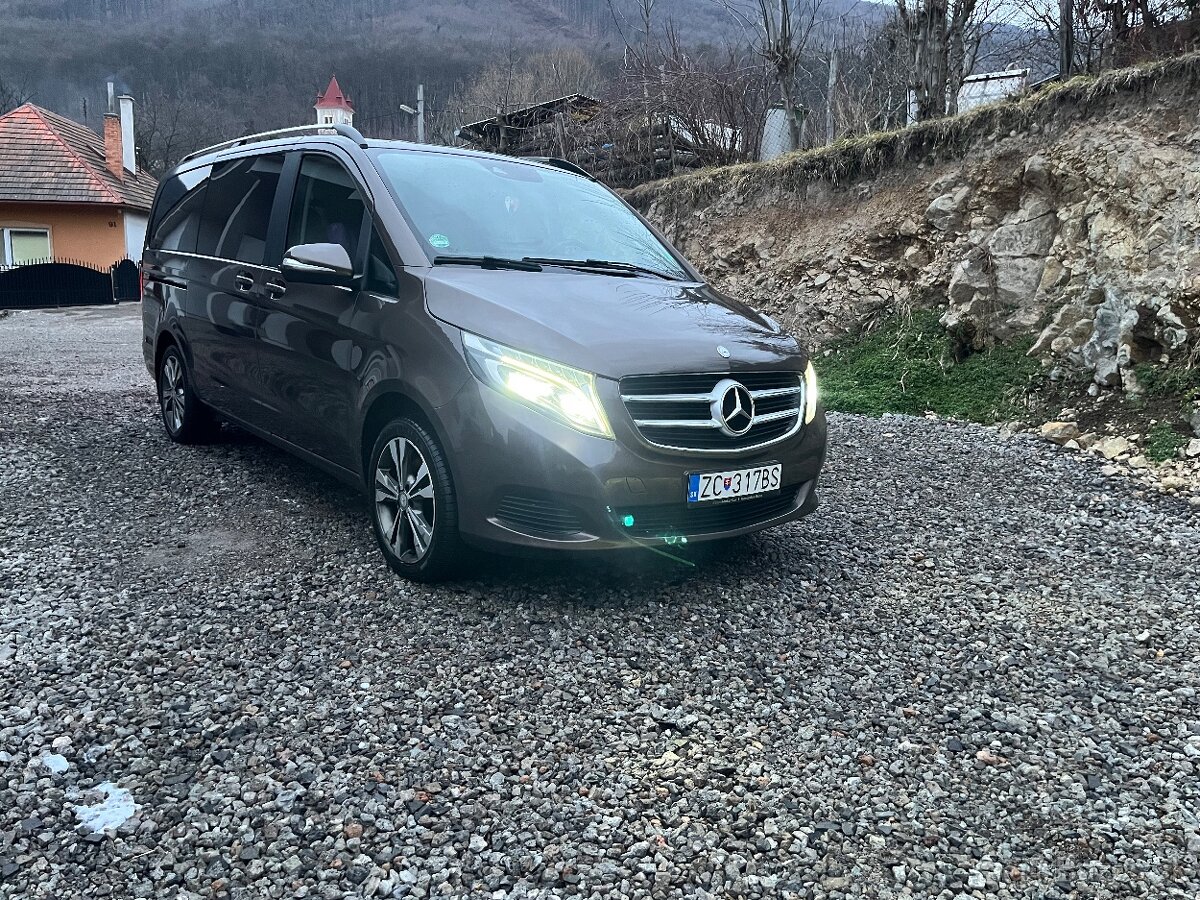 Mercedes-Benz V220 A/T - 16