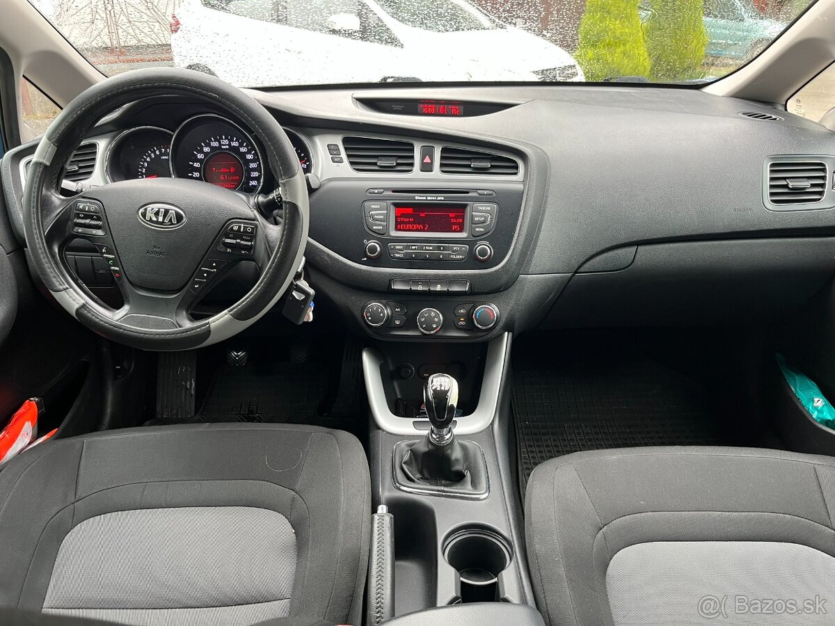 KIA Ceed Combi 1.4 CVVT - 16