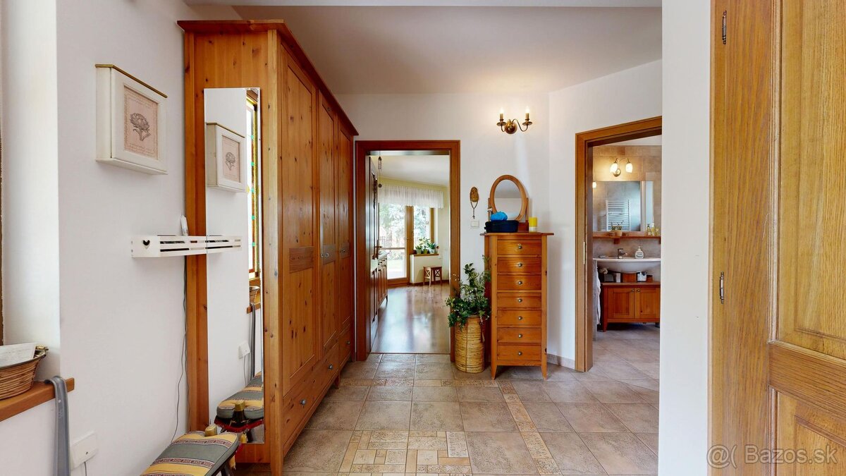 EXKLUZÍVNE V RK CASMAR – Na predaj veľmi pekný rodinný dom v - 16