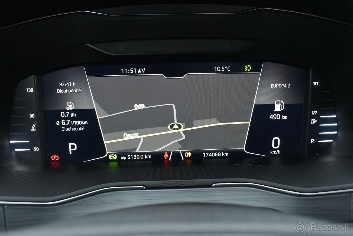 ŠKODA SUPERB 2.0 TDI COMBI DSG//ACC/LANE/LED/VIRTUAL - 16