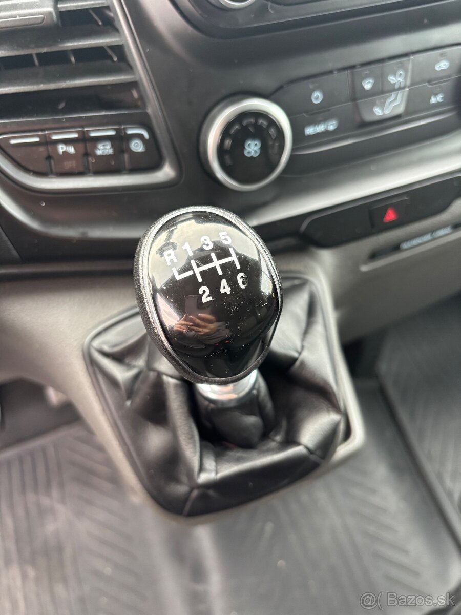 Ford Transit Custom 2.0 TDCi 9miestny - 16