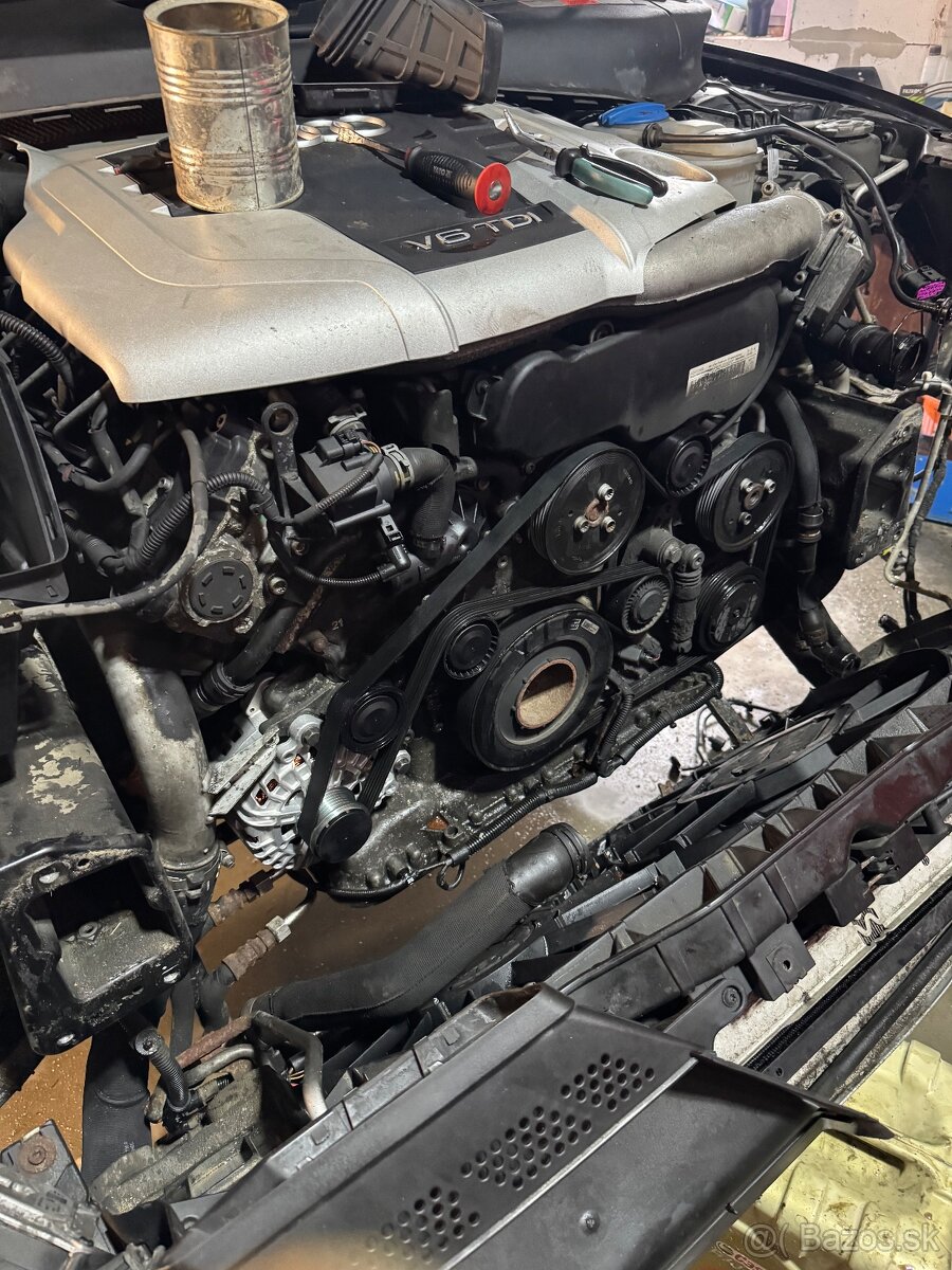 Predám Audi a4 b8 avant 3.0tdi quattro - 16