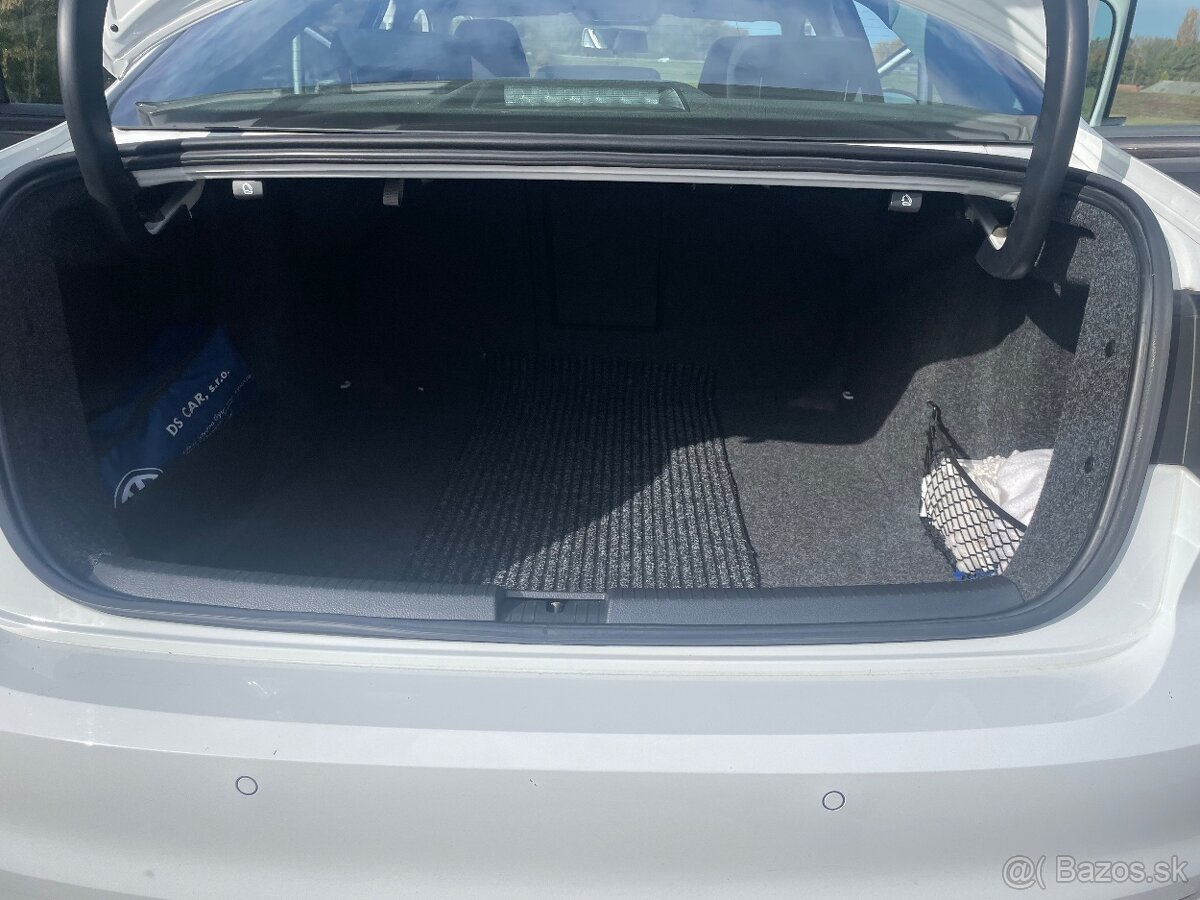 Volkswagen Jetta 1.2 TSI Business - 16