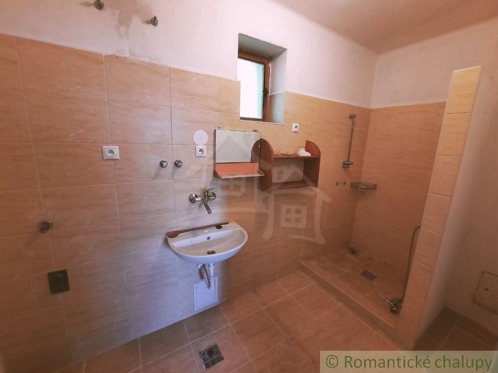 Rodinný dom v obci Železná Breznica - 16