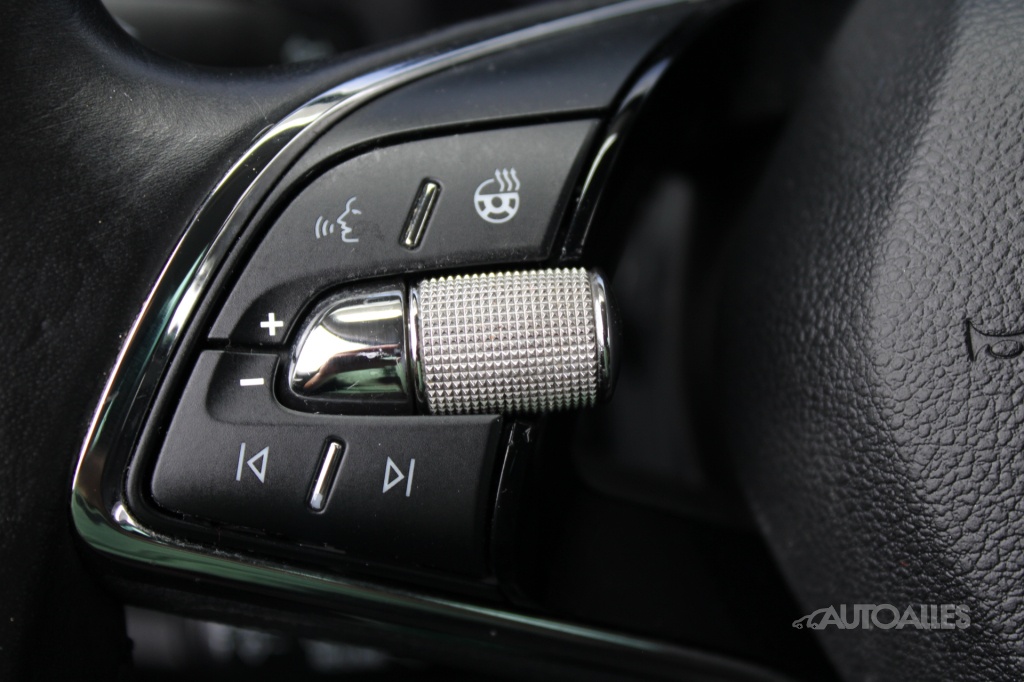 Škoda Octavia 2,0 TDi 85 kW ACTIVE - 16