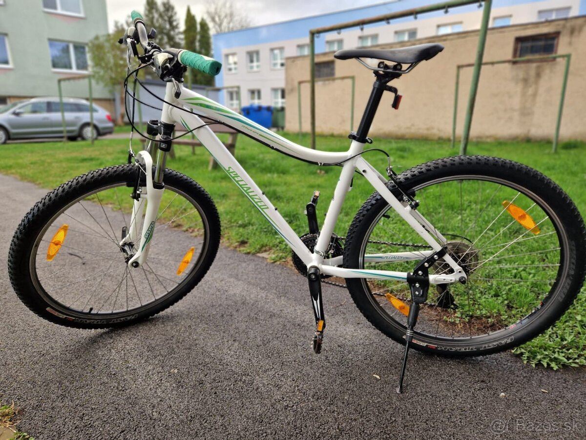 Specialized horsky bicykel - 16