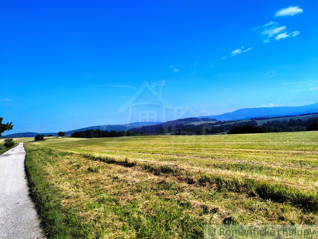 Na predaj dva domy na investíciu vo Vidieckom rezorte Šty - 16