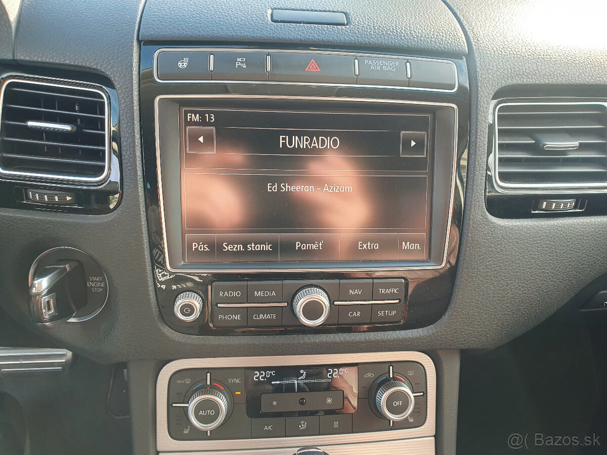 Volkswagen Touareg II 3.0 TDI R-Line 4MOTION - 16