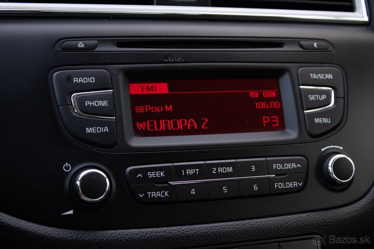 Kia Ceed 1.4GDi 74kw 2016 MT/6 - 16