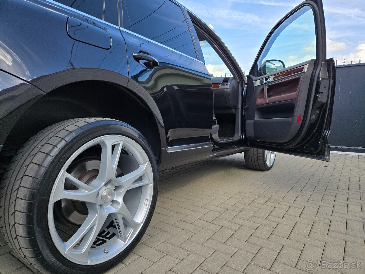 Vw Touareg 3.0TDi Individual - 16