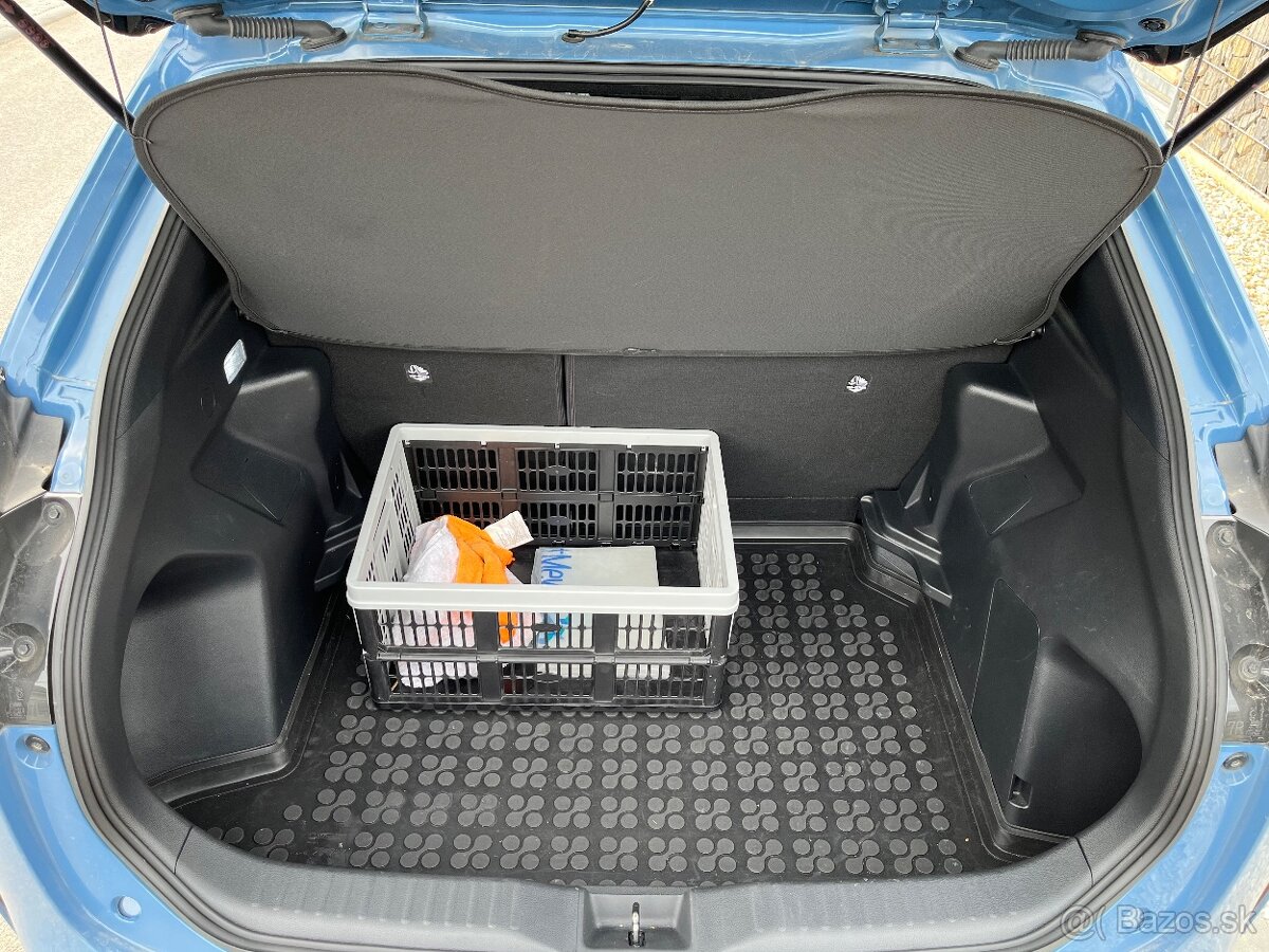 Predám Toyota Yaris Cross benzin - 16