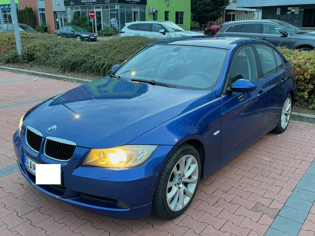 BMW 318i E90 95kW benzín na predaj - 16