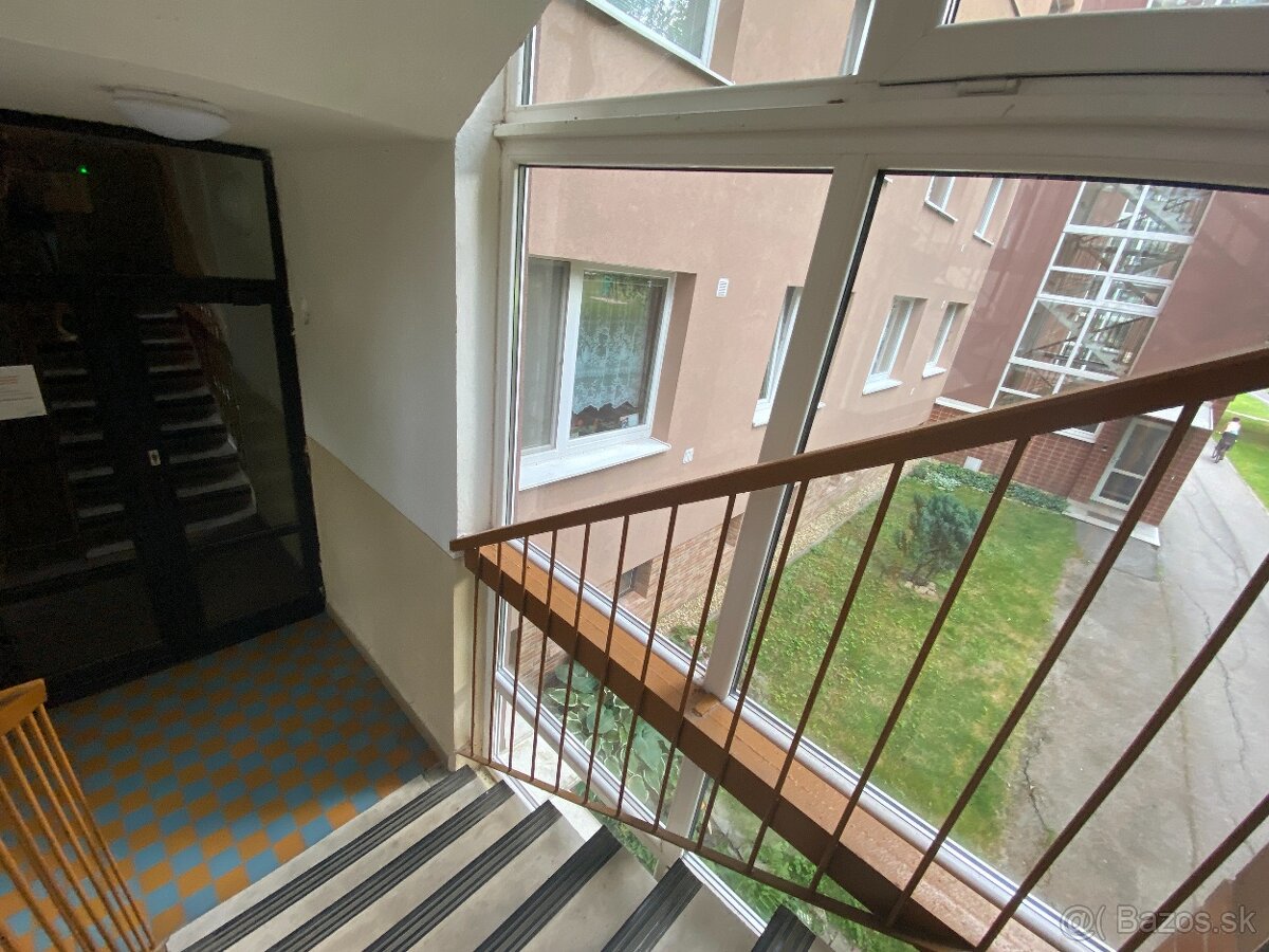menší 2KK Vlčince | rekonštrukcia | lodžia | Berlínska 8 - 16