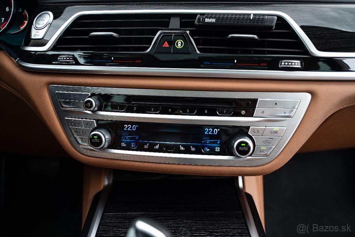 BMW Rad 7 750i xDrive A/T Odpočet DPH - 16