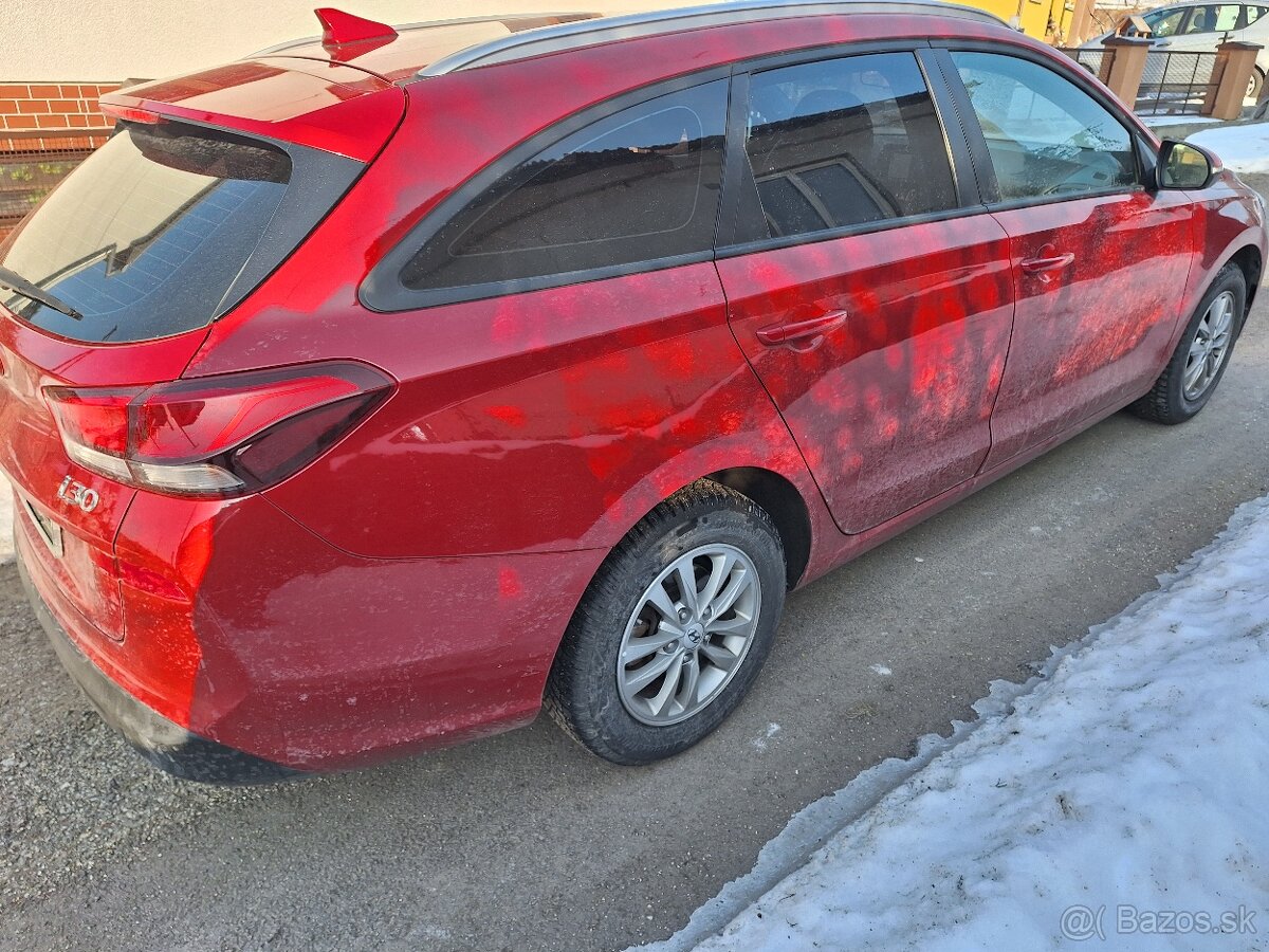 HYUNDAI I30 1.4 BENZÍN ROK 2018 - 16
