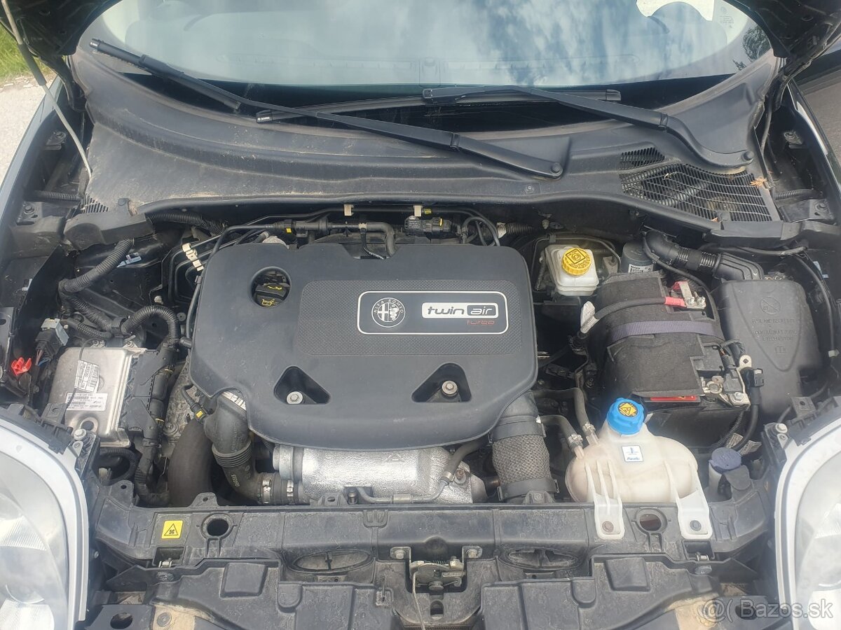 Alfa Romeo Mito 0,9 TwinAir Distinctive - 16