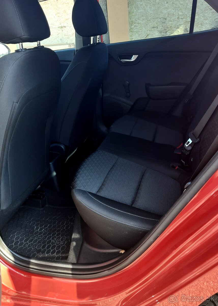 Predám Kia Rio 1.0 T-GDi Silver A/T - 16