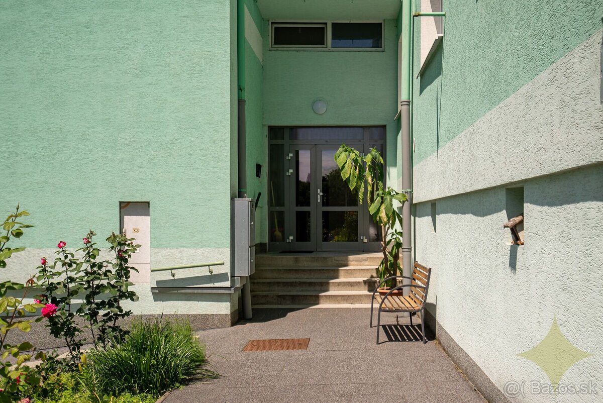 REZERVOVANÉ - Zvýhodnená cena Exkluzívne na predaj 4izbový - 16