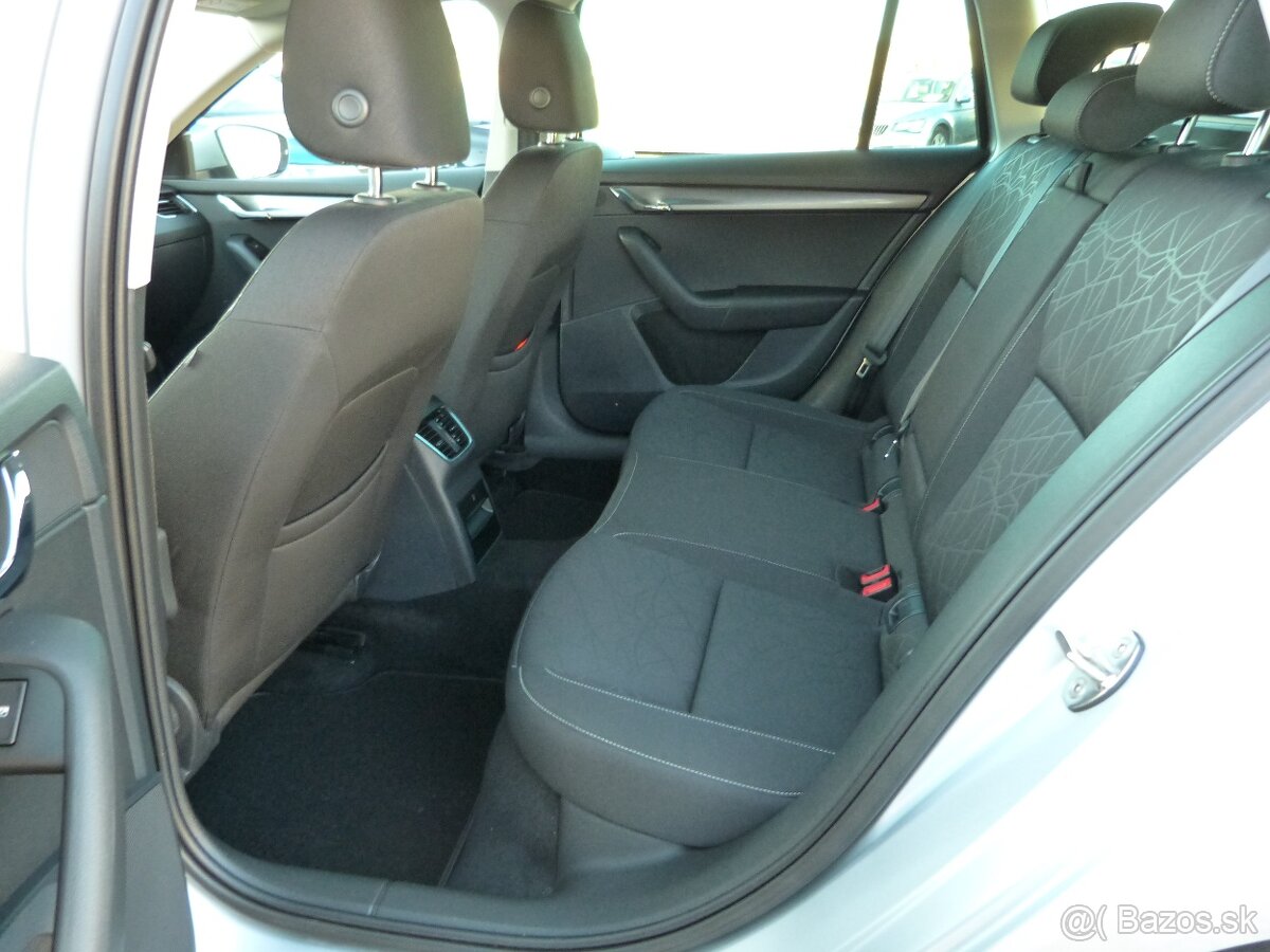 Škoda Octavia Combi 1.6 TDI 115k Clever - 16